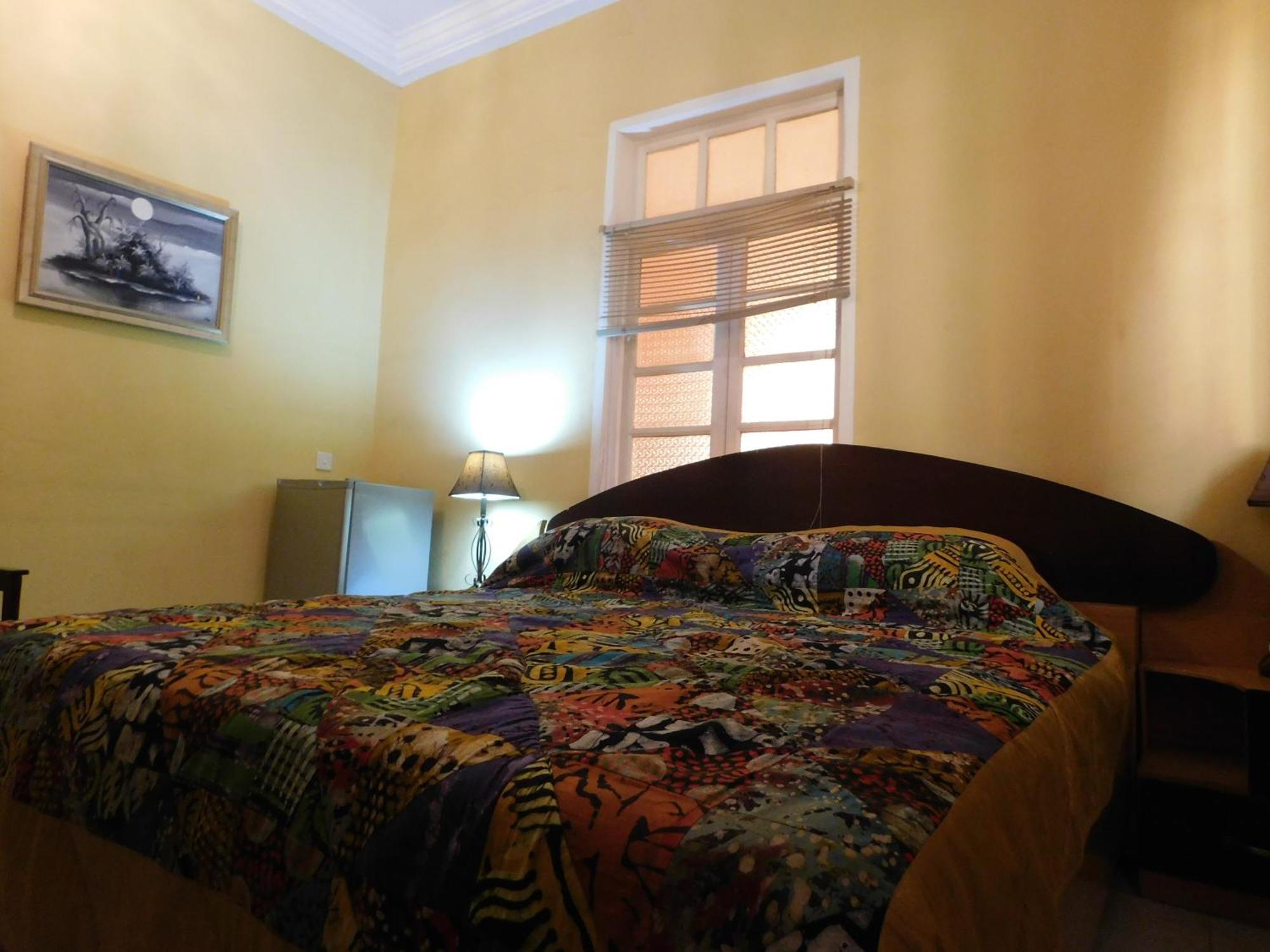 Jesiwa B'S Little Palace Accra Eksteriør billede